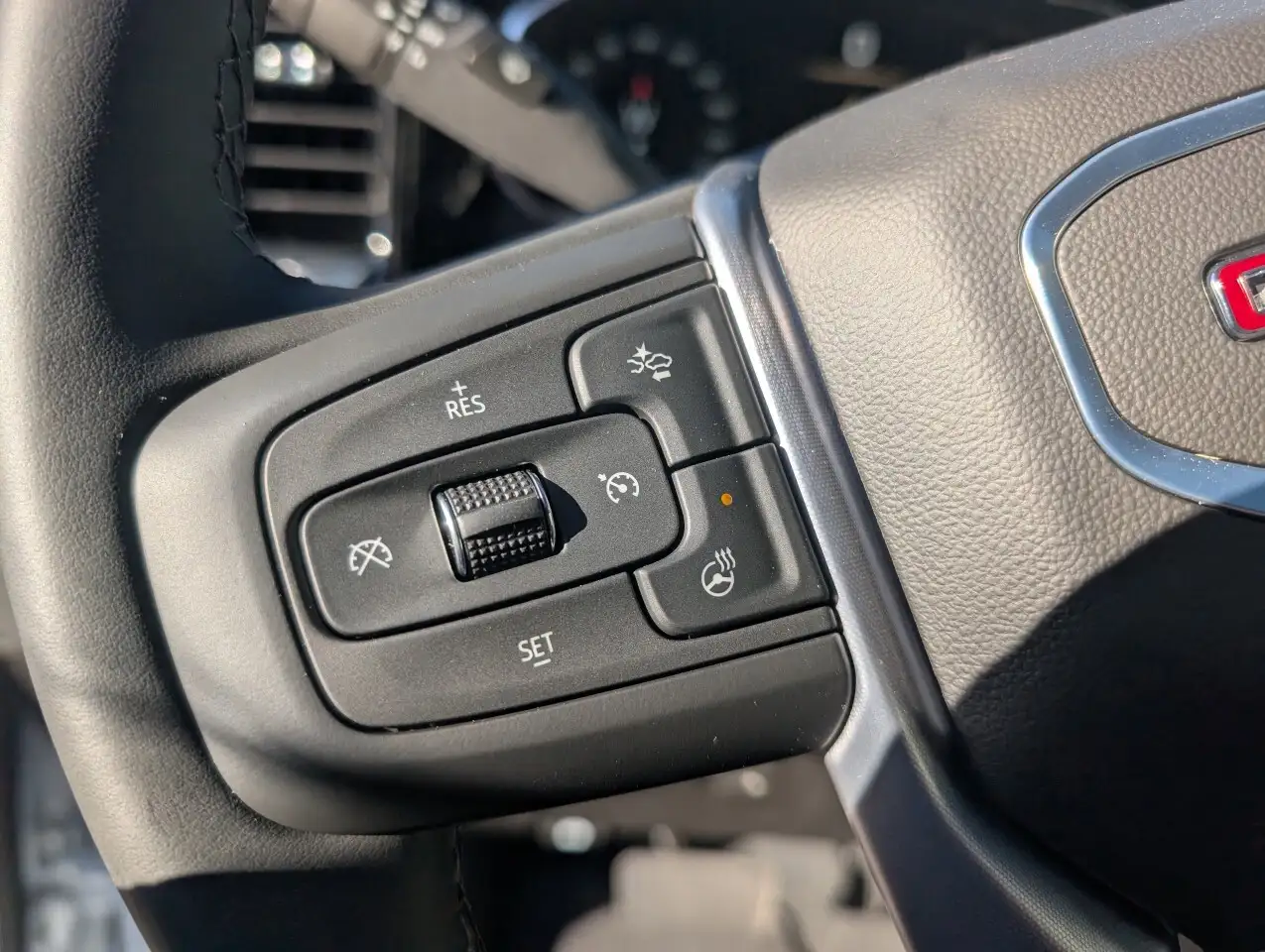 GMC Sierra 2500HD снимка GMC Sierra 2500HD