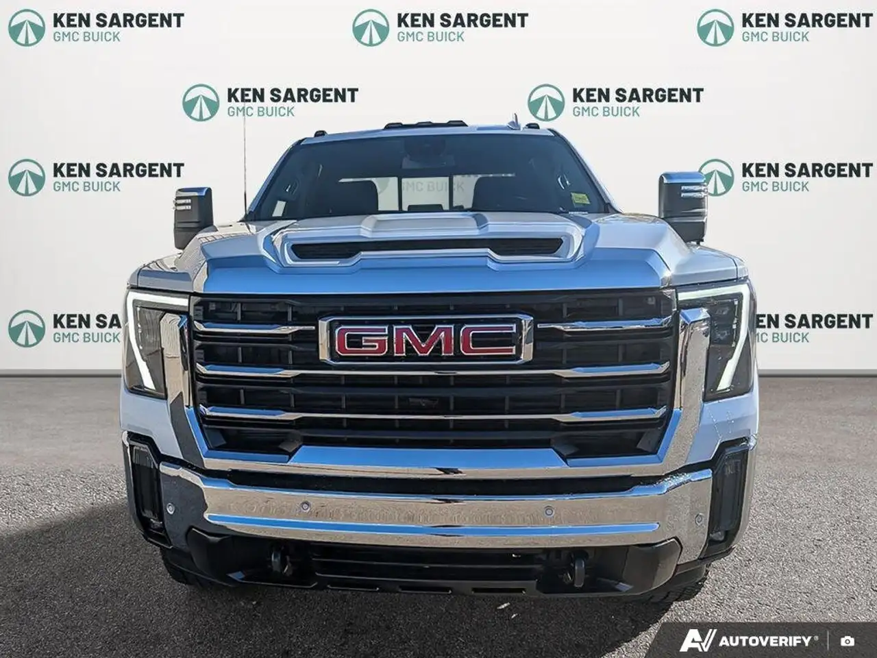 GMC Sierra 2500HD снимка GMC Sierra 2500HD