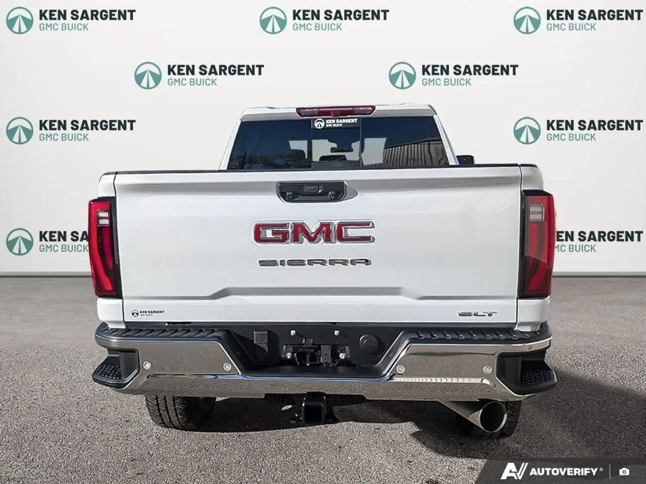 GMC Sierra 2500HD снимка GMC Sierra 2500HD