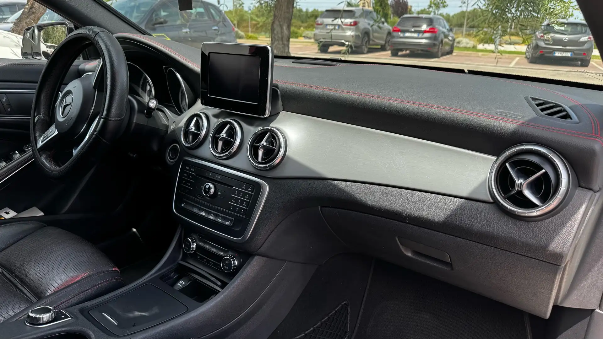 Mercedes-Benz CLA 220 Automatic Business Bianco - 2