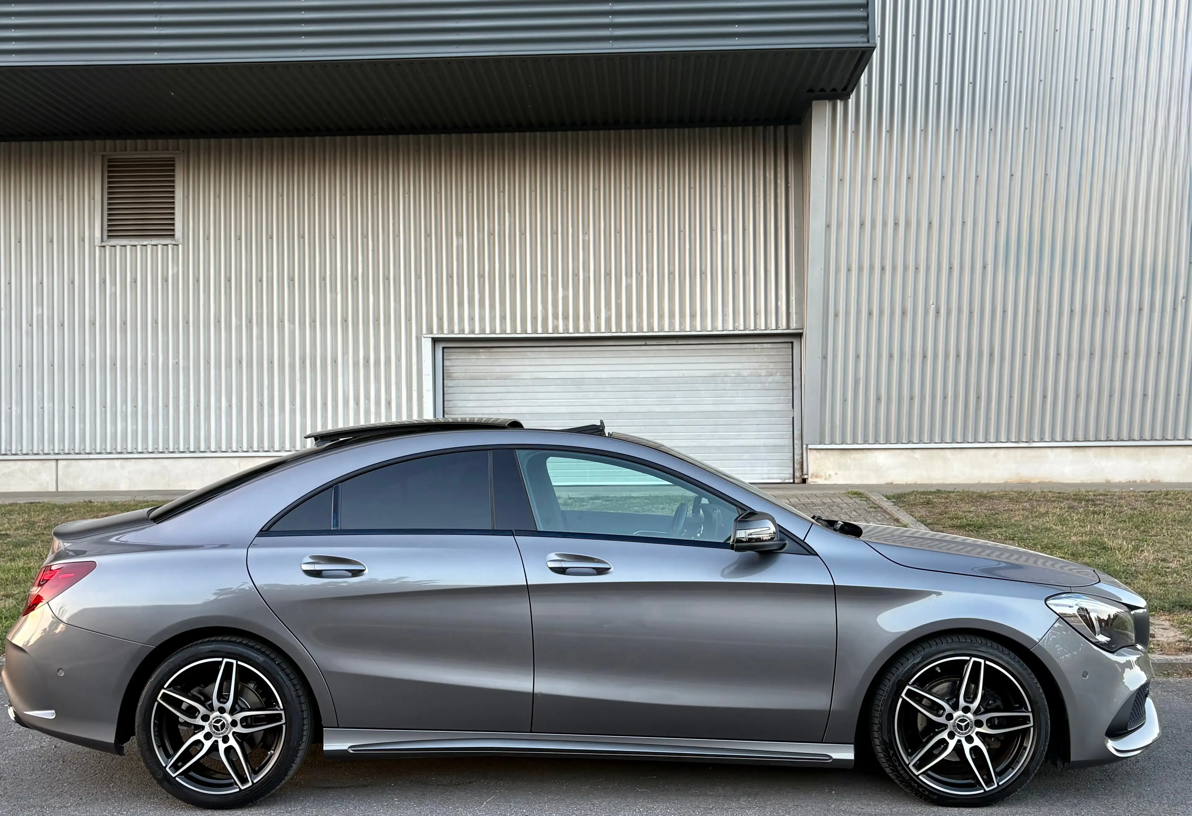 Mercedes-Benz CLA 180 CLA 180**PACK AMG **TOIT PANO**(EU6d-TEMP)**GARANTIE12MOIS** — photo 12