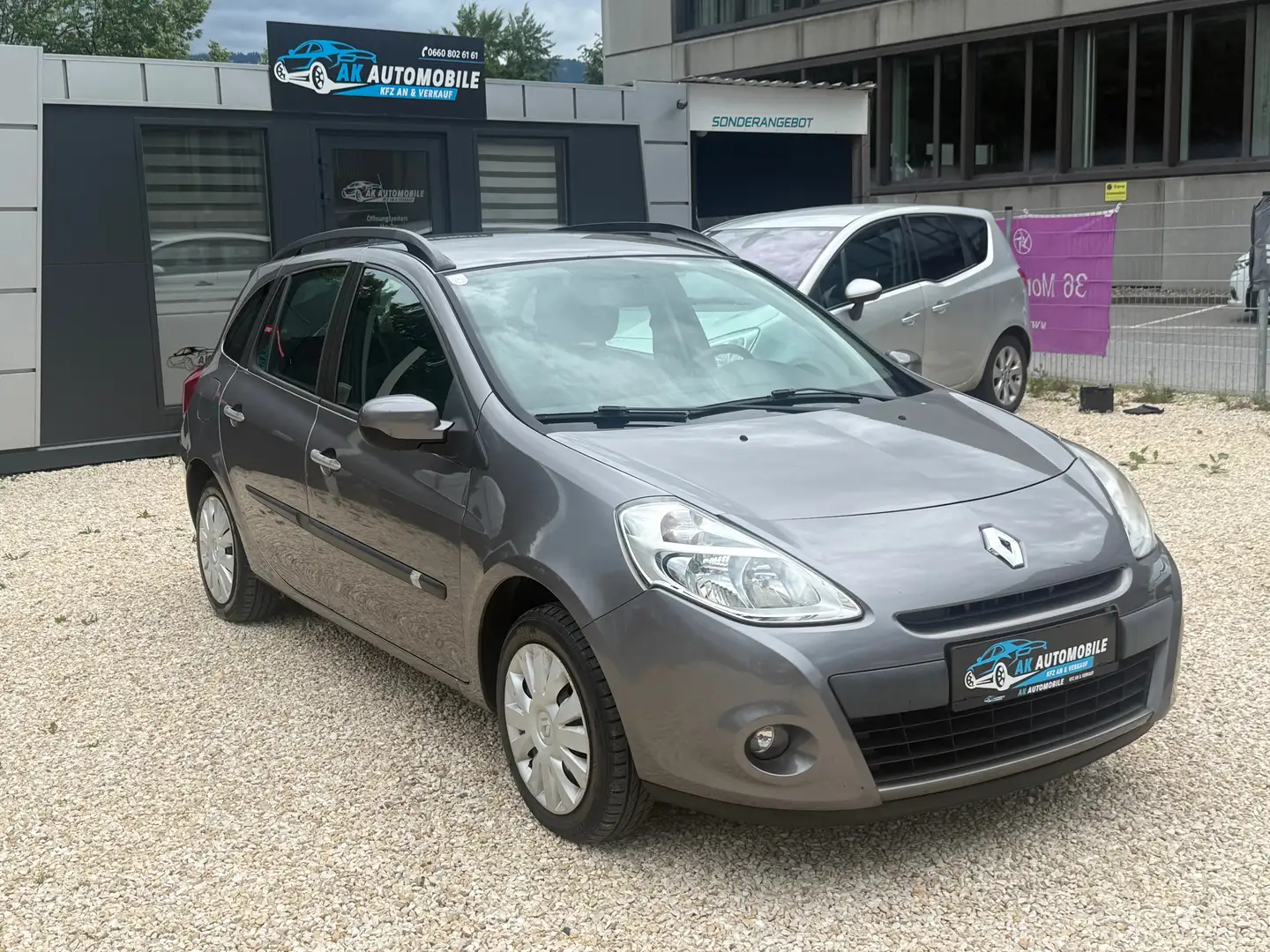 Renault Clio Expression Grau - 2