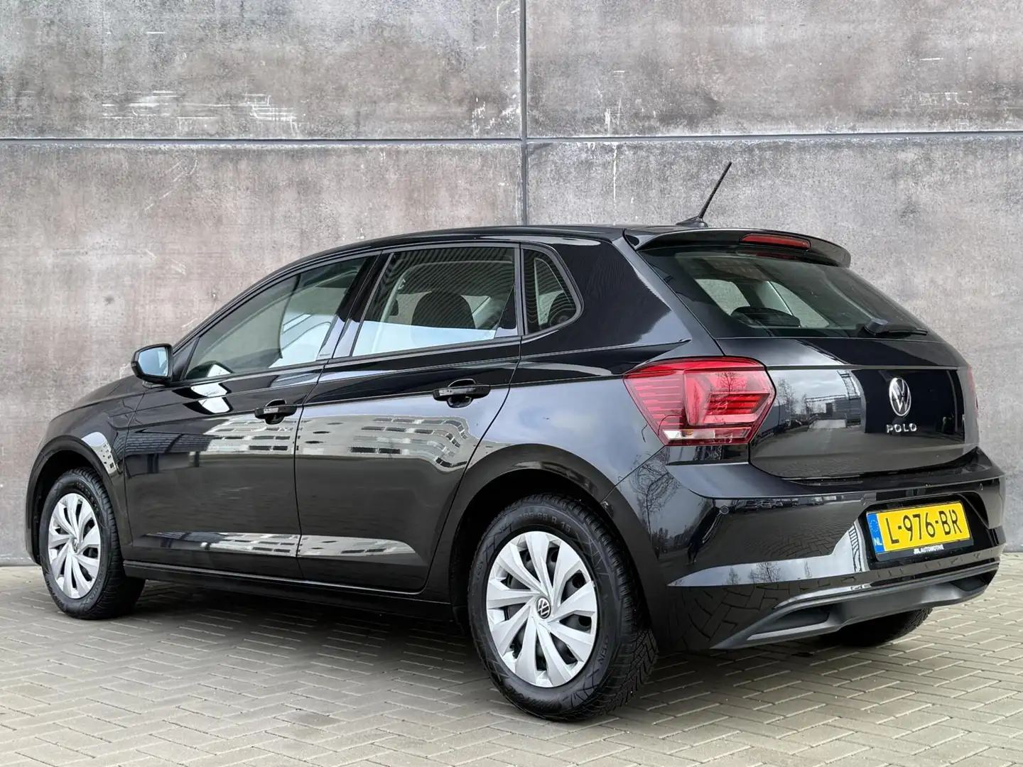 Volkswagen Polo 1.0 TSI Comfortline Business 02-2027 APK | CarPlay Noir - 2
