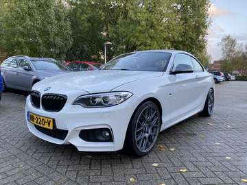 BMW 2 Serie Coupe 220d M pakket - ORIGINEEL NL