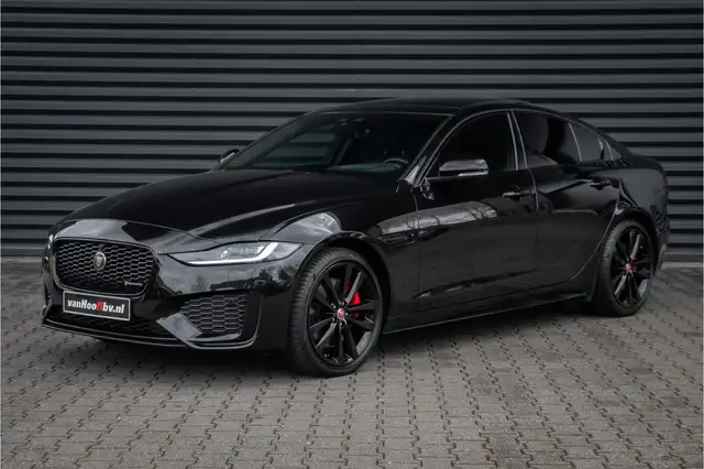 Jaguar XE P300 AWD R-Dynamic HSE Full options