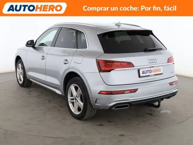 Audi Q5 view 4