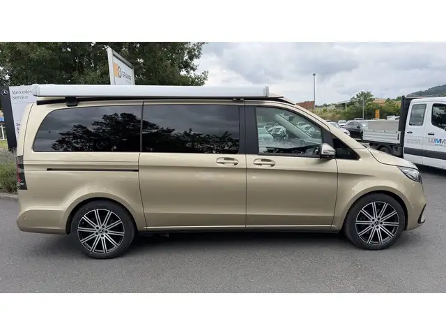 Mercedes-Benz V 300 view 10
