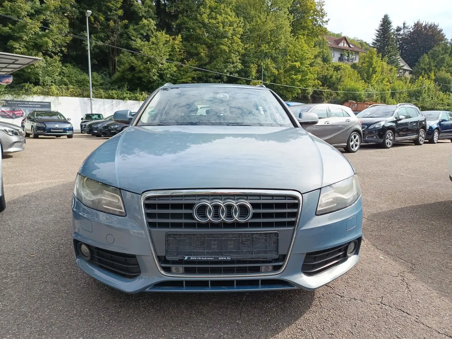 Audi A4 Avant Attraction Blau - 2
