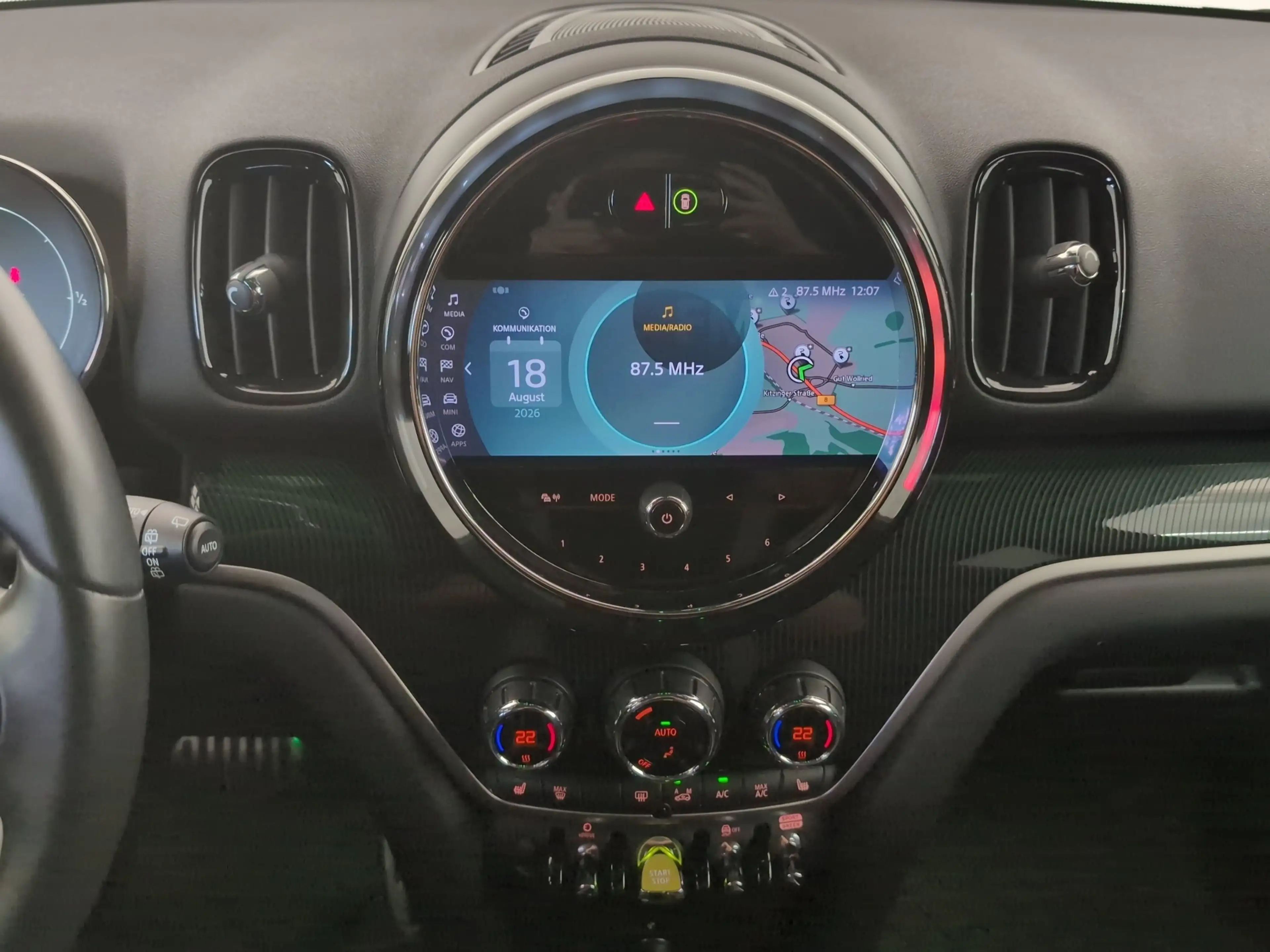 MINI Cooper SE Countryman Cooper SE ALL4 Countryman — photo 7