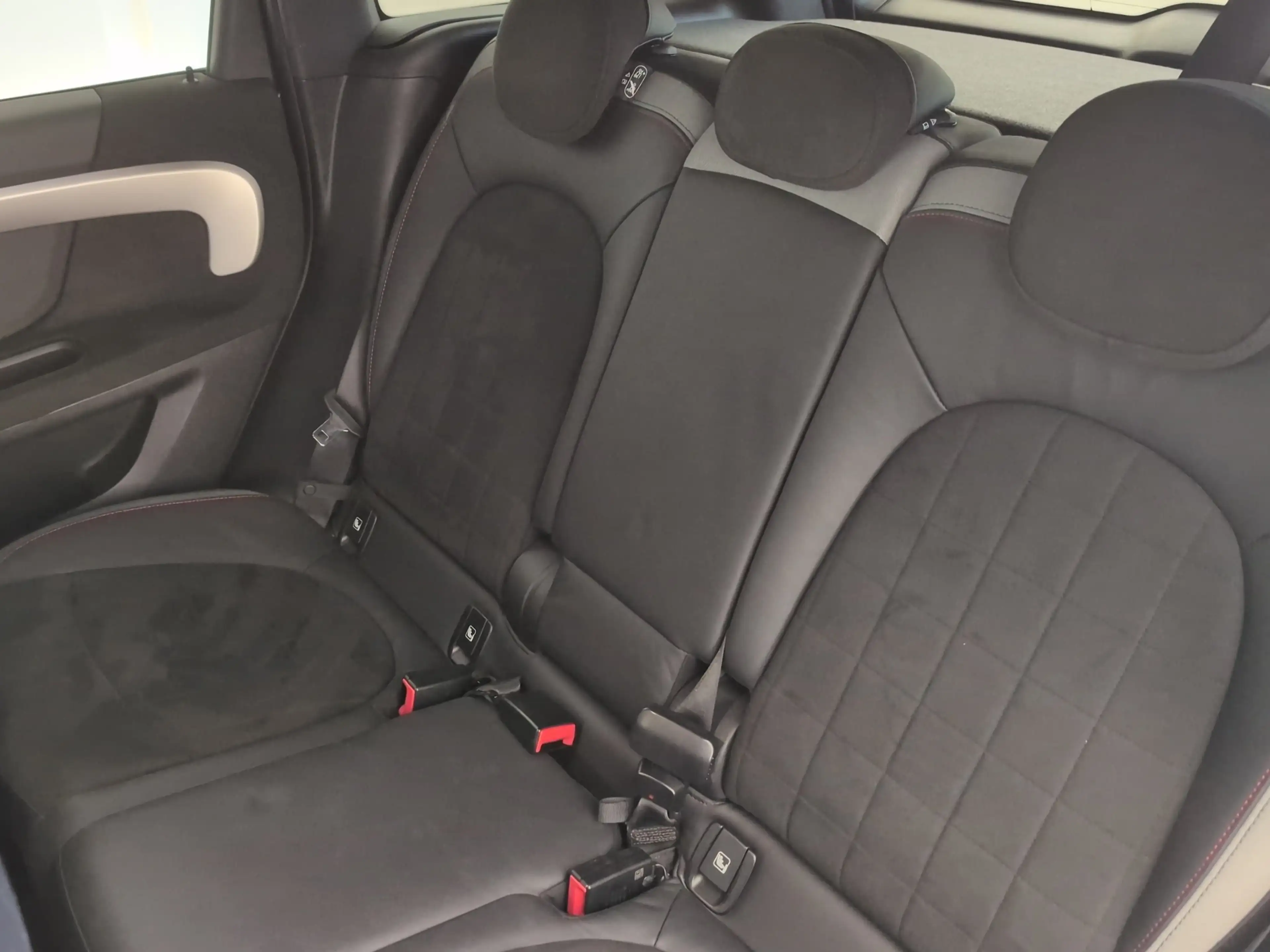 MINI Cooper SE Countryman Cooper SE ALL4 Countryman — photo 5