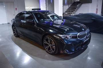 318dA M Sport