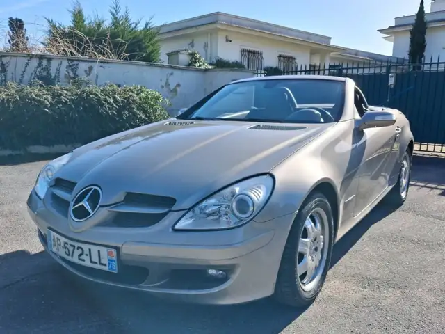 Mercedes-Benz SLK 200K