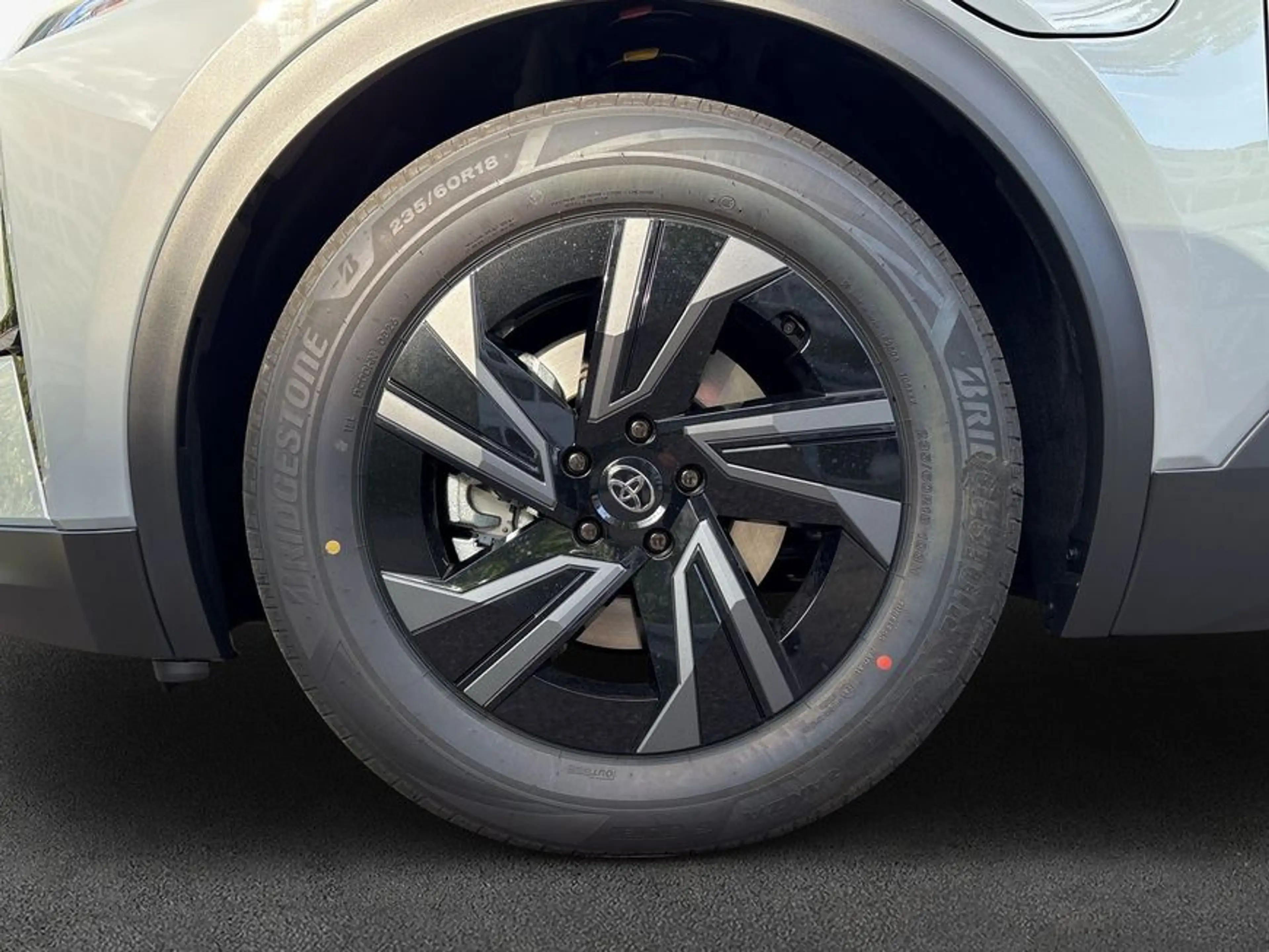 Toyota C-HR+ + 77kWh Teamplayer 165 kW, 5-türig (Strom) — photo 8