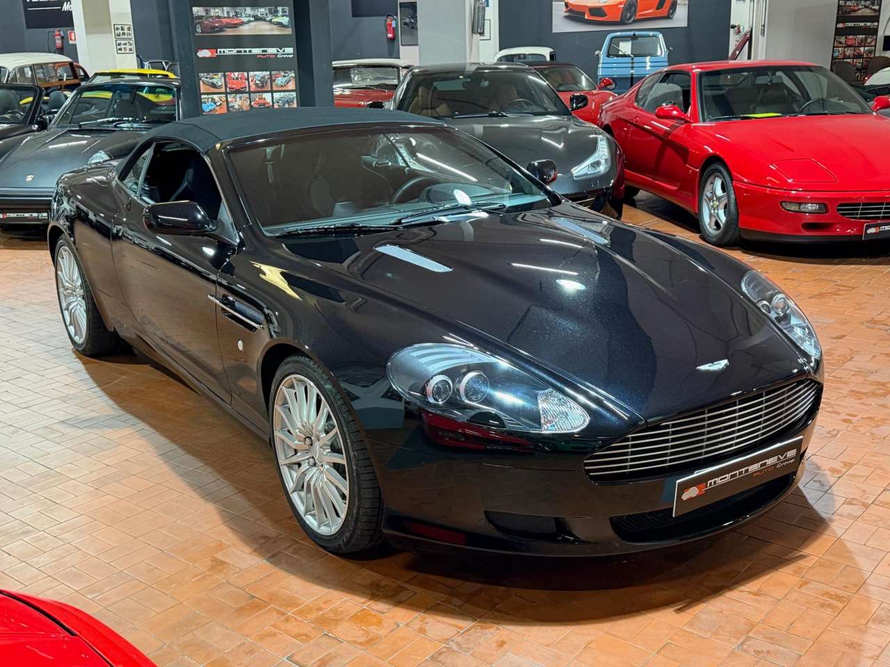 Aston Martin DB9 Volante - ONLY 968KM -Aston Martin Italia