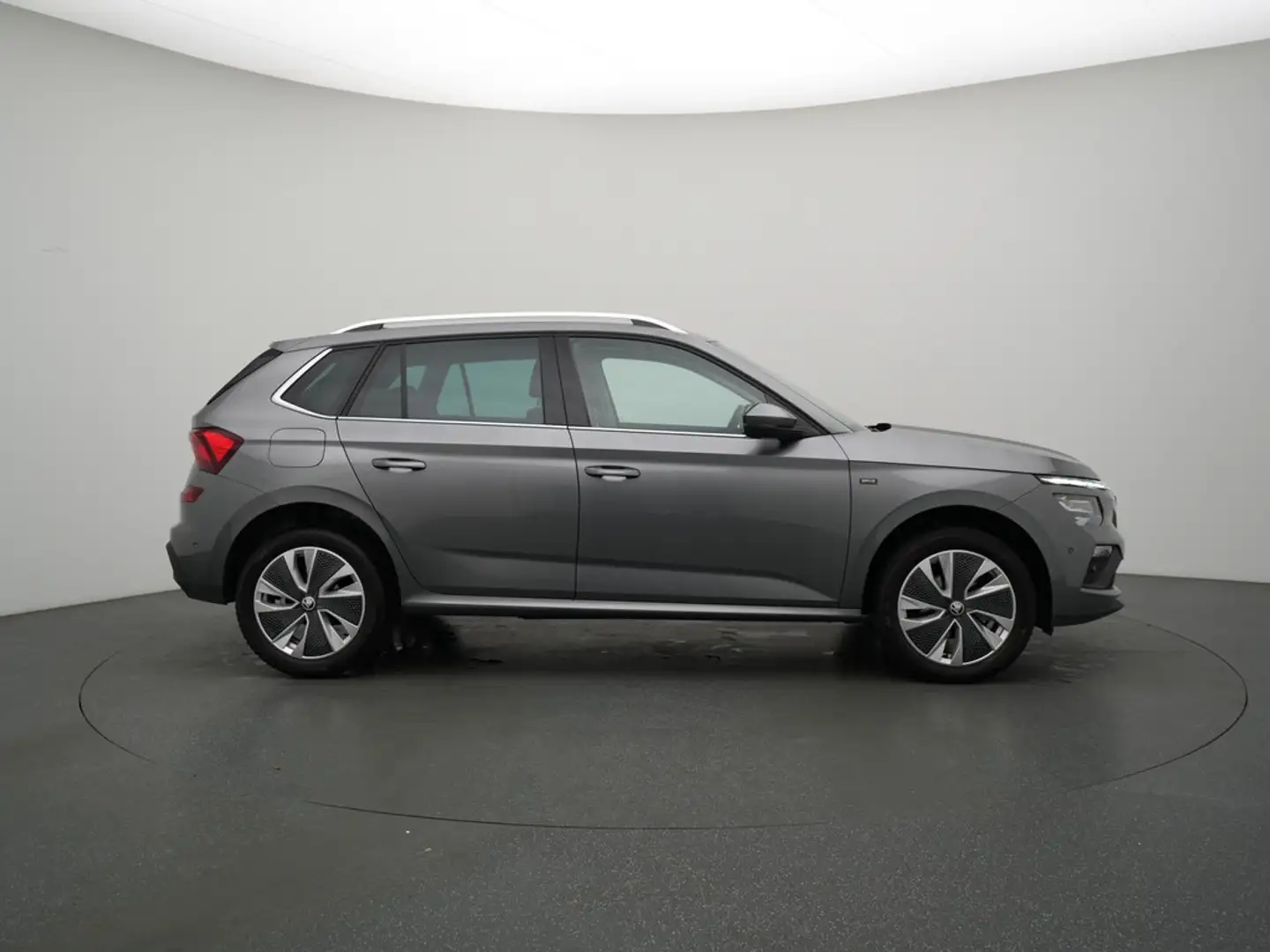 Skoda Kamiq Selection DSG AHK NAVI VIRT ACC CARPLAY Grau - 2