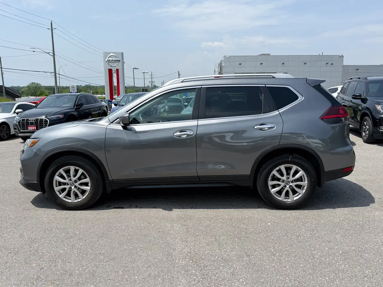 Nissan Rogue fotografie Nissan Rogue