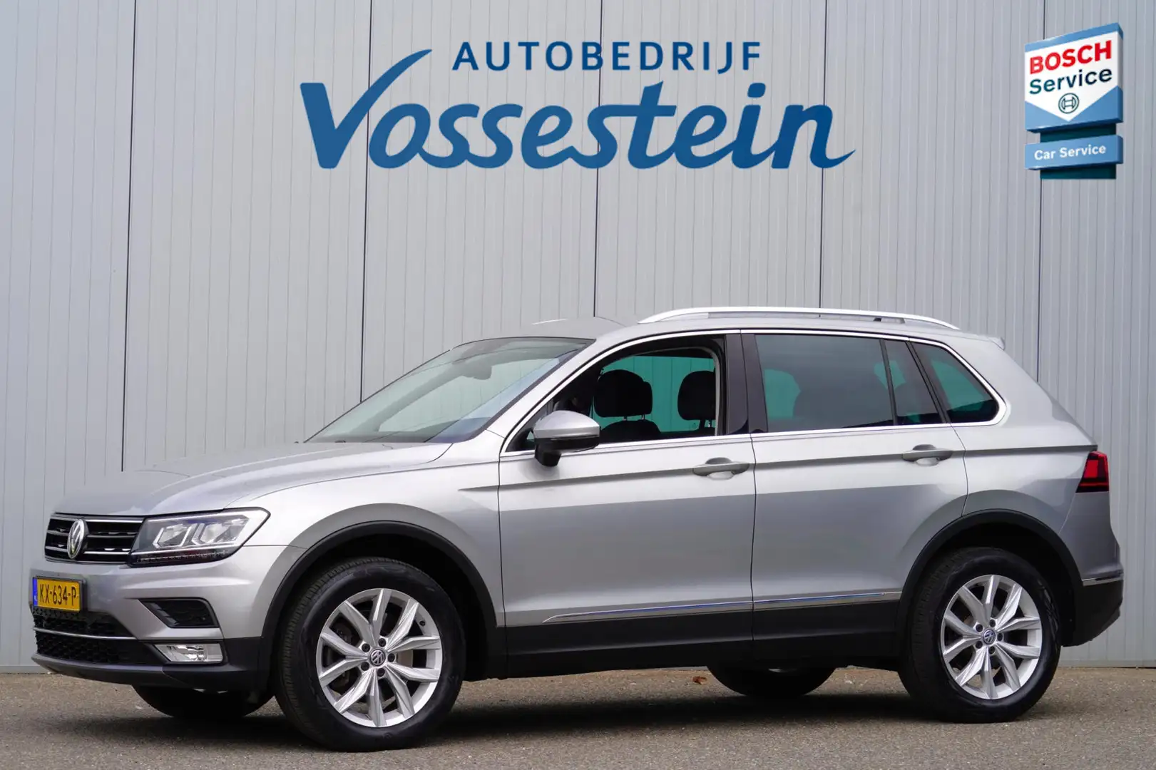 Volkswagen Tiguan 2.0 TSI 4Motion Highline / Virtual cockpit / Led / Grijs - 1