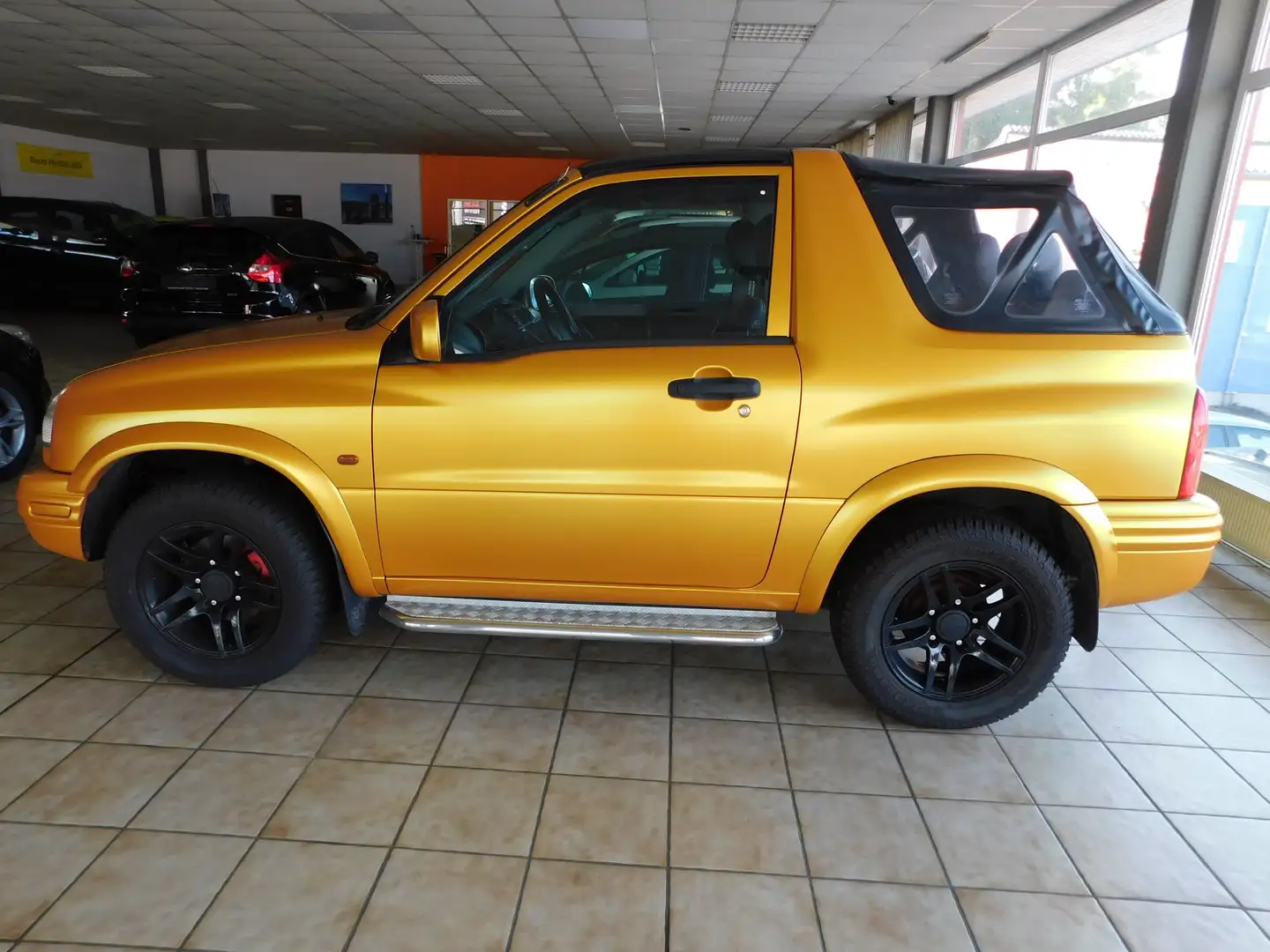 Suzuki Grand Vitara Grand Vitara Cabrio 2.0/TÜV&AU NEU !! Schwarz - 1