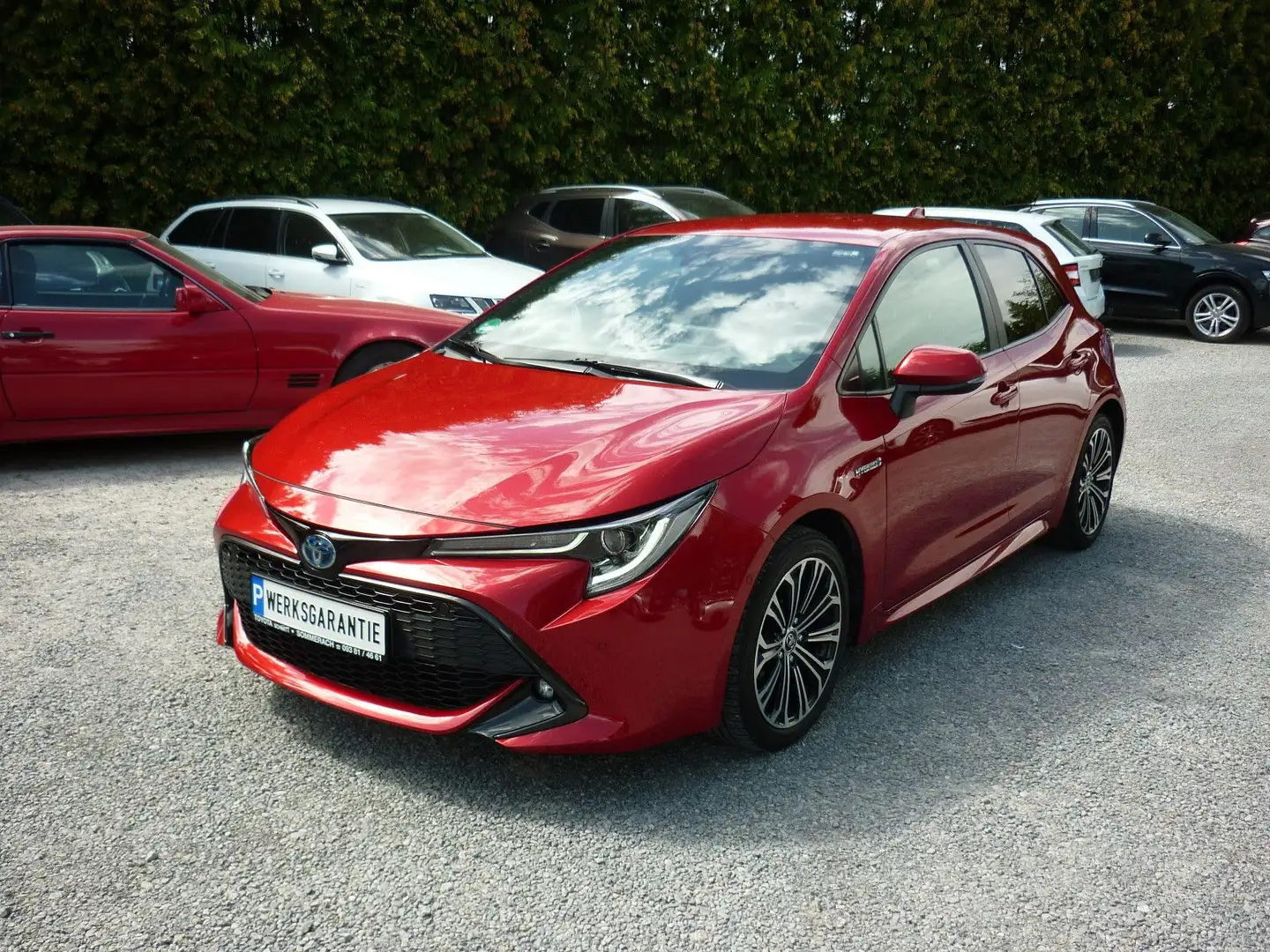 Toyota Corolla Hybrid Club* LED* Navi* Garantie* Rouge - 1