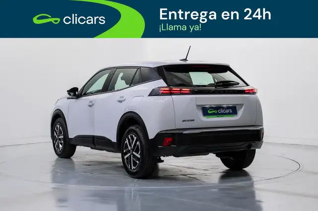 Peugeot 2008 view 9