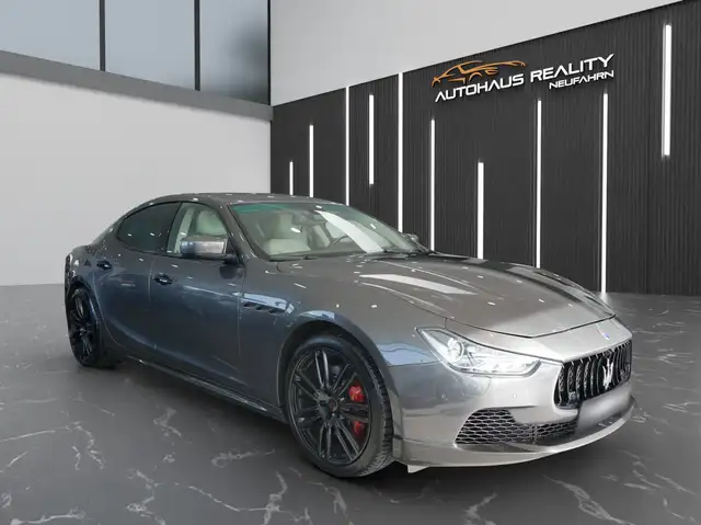 Maserati Ghibli Q4 S+NAVI+KAMERA+455PS+Motorschaden