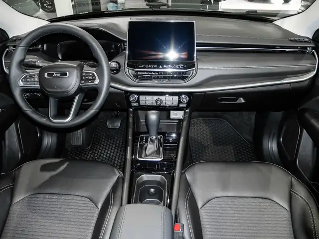 Jeep Compass view 7