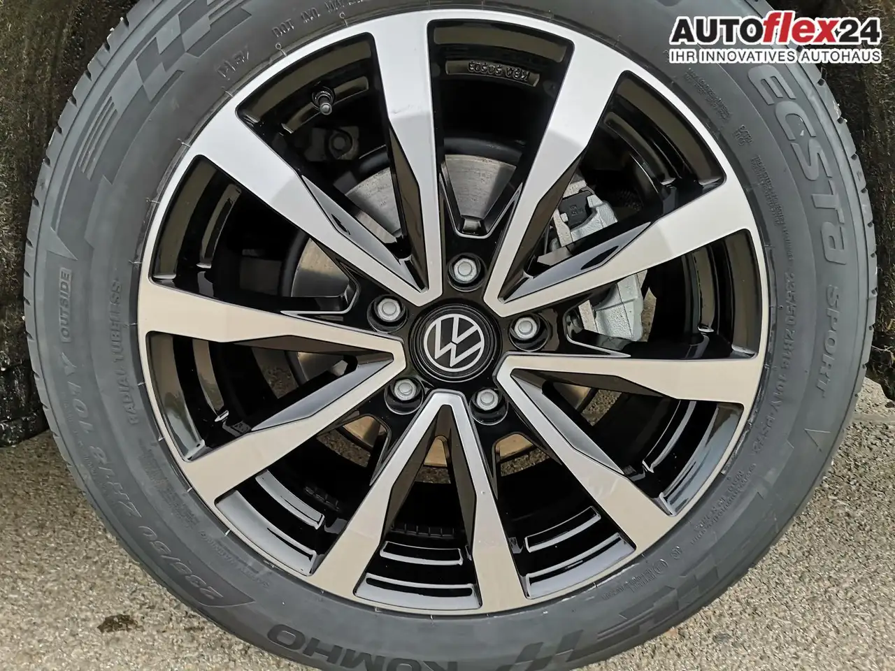 Volkswagen T7 Multivan Sport Edition 1,5eHybrid DSG 4Motion Elegance L... 3