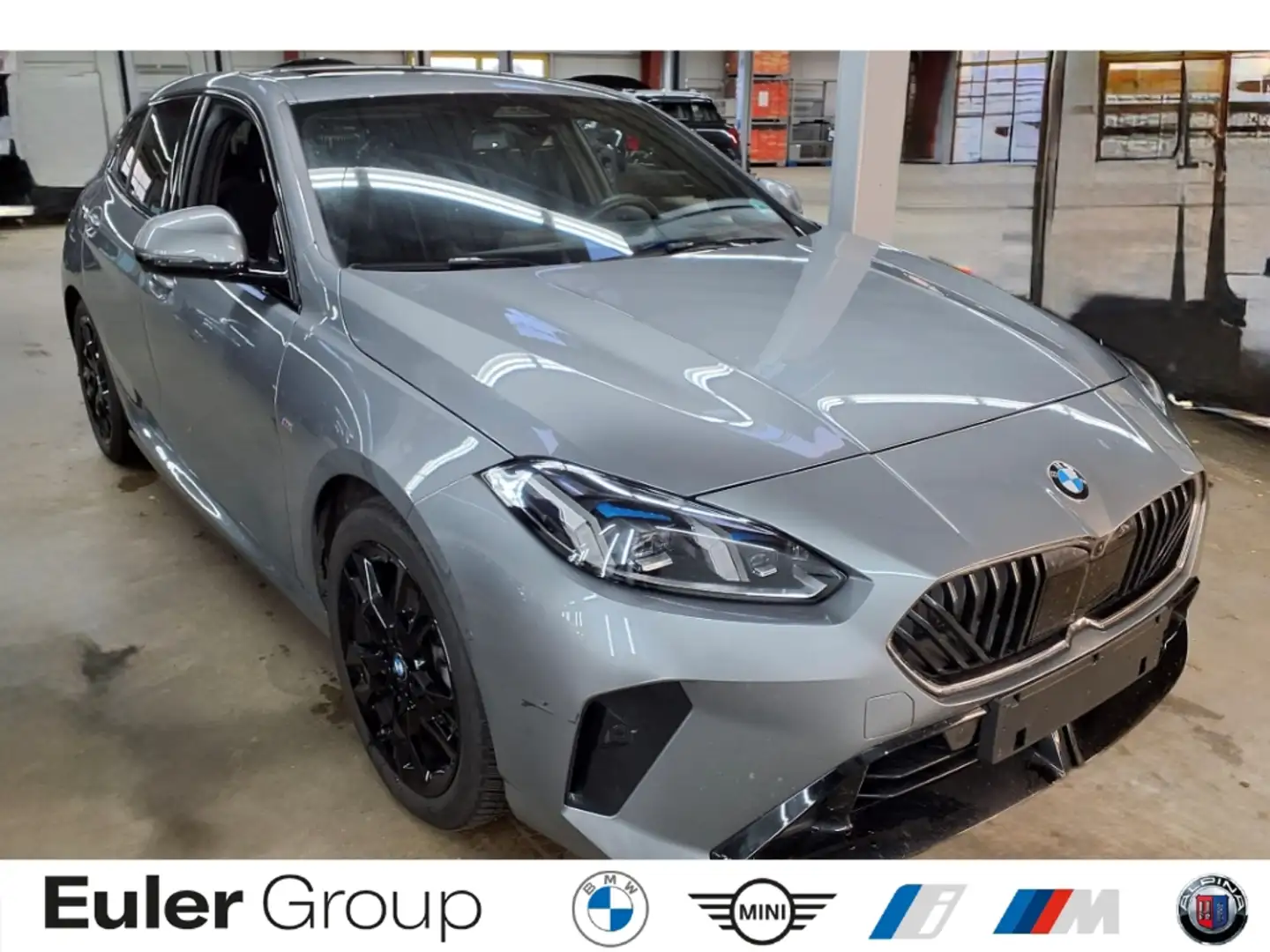 BMW 123 i xDrive M Sport IconicGl Pano Memory H/K HUD ad.M Grau - 1