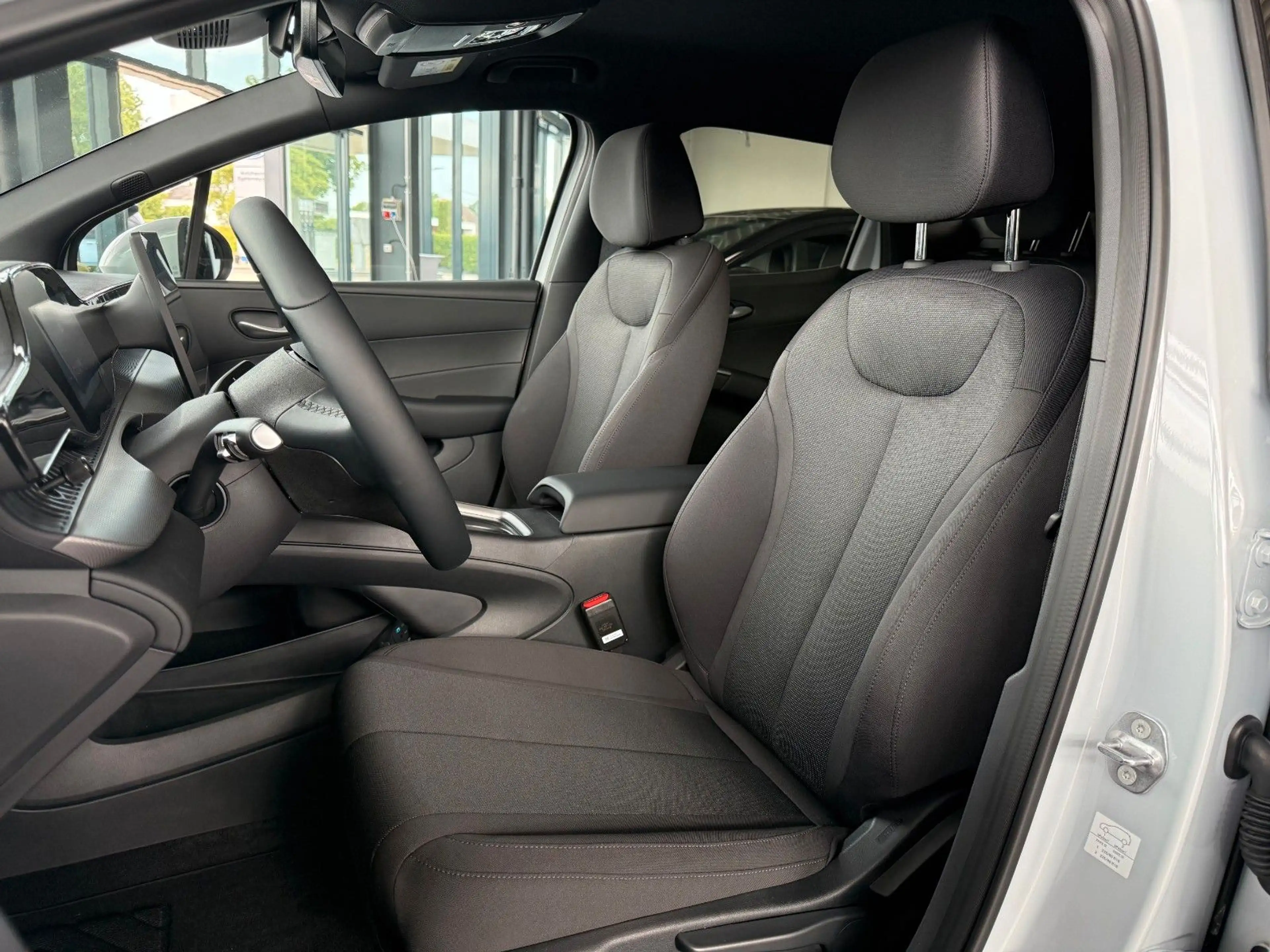 BYD Dolphin G DM-i BOOST LED RFK PDC SITZHEIZUNG — photo 9