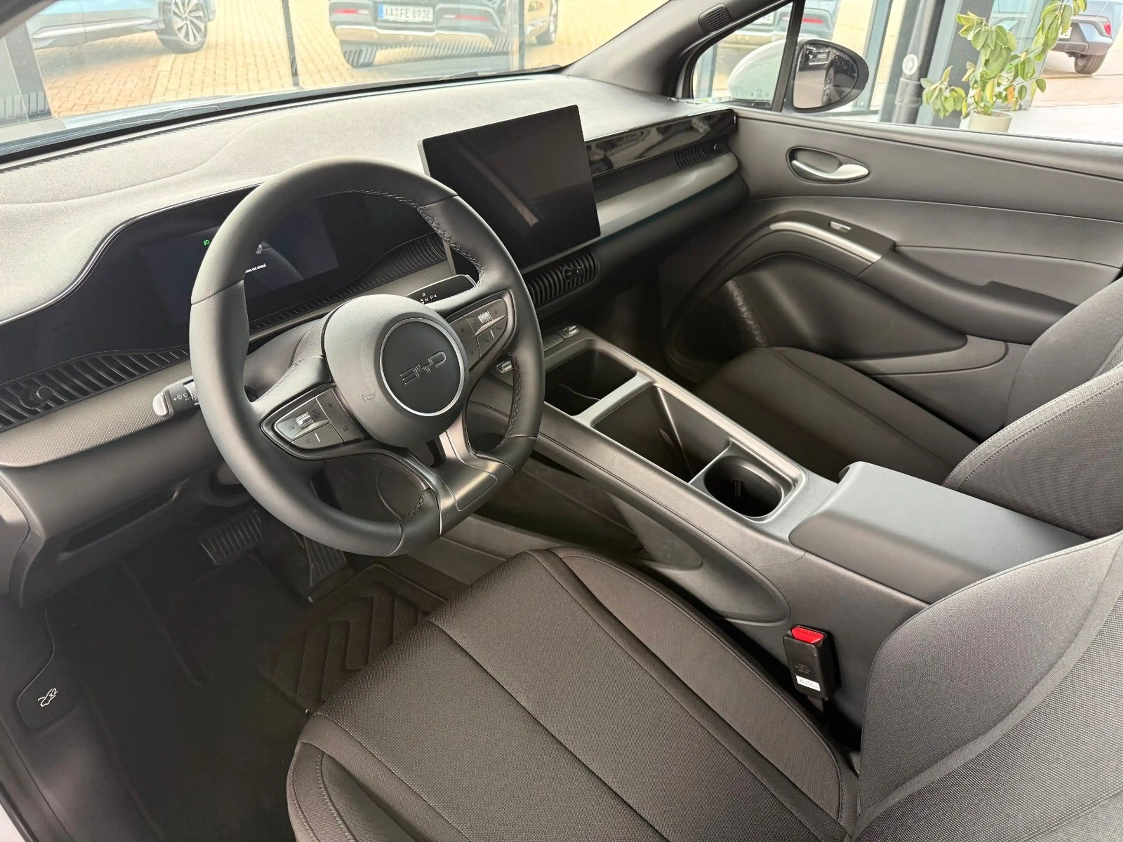 BYD Dolphin G DM-i BOOST LED RFK PDC SITZHEIZUNG — photo 8