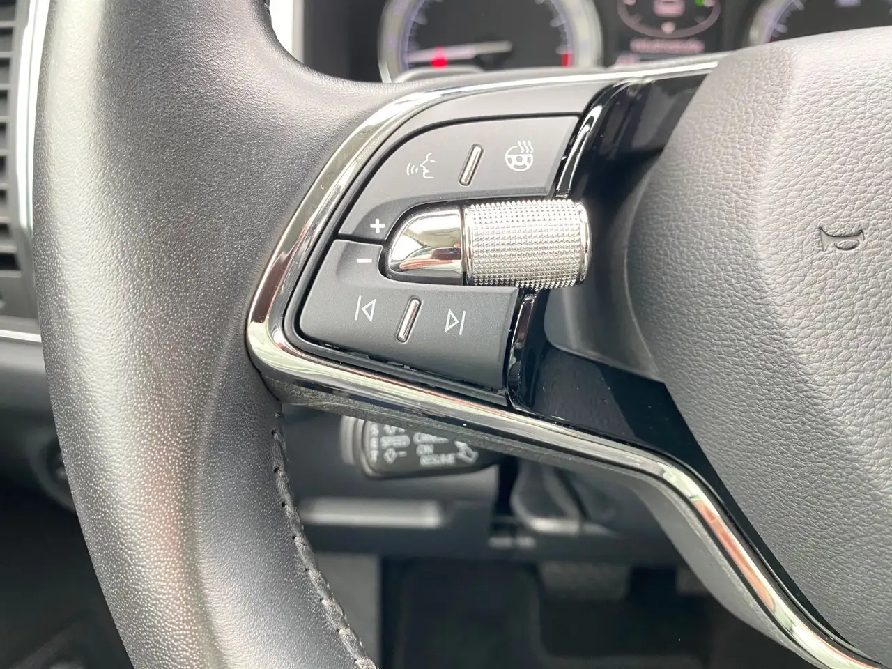 Skoda Kodiaq Tour,NAVI,MATRIX,ACC,SHZ-V-H,DAB,PDC, миниатюра 21