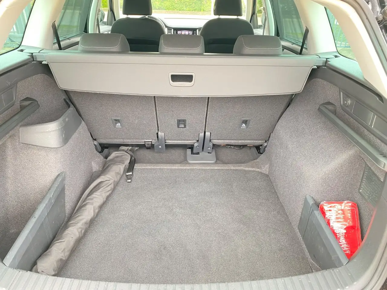 Skoda Kodiaq Tour,NAVI,MATRIX,ACC,SHZ-V-H,DAB,PDC, миниатюра 9