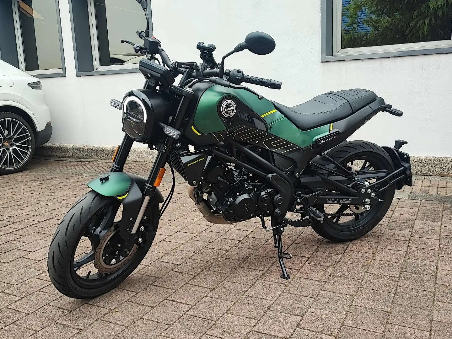 Benelli Leoncino 125 Green - 1