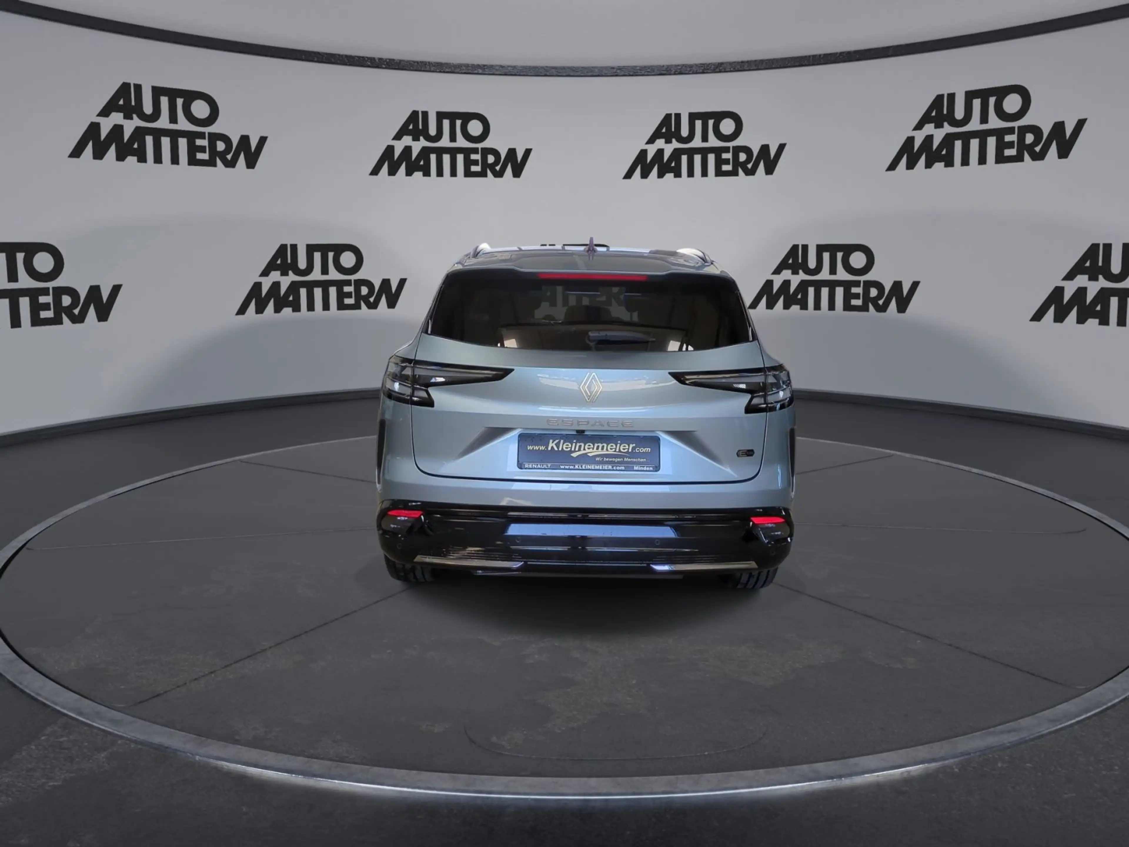 Renault Espace VI 1.2 E-TECH Hybrid 200 Iconic 5sz — photo 7