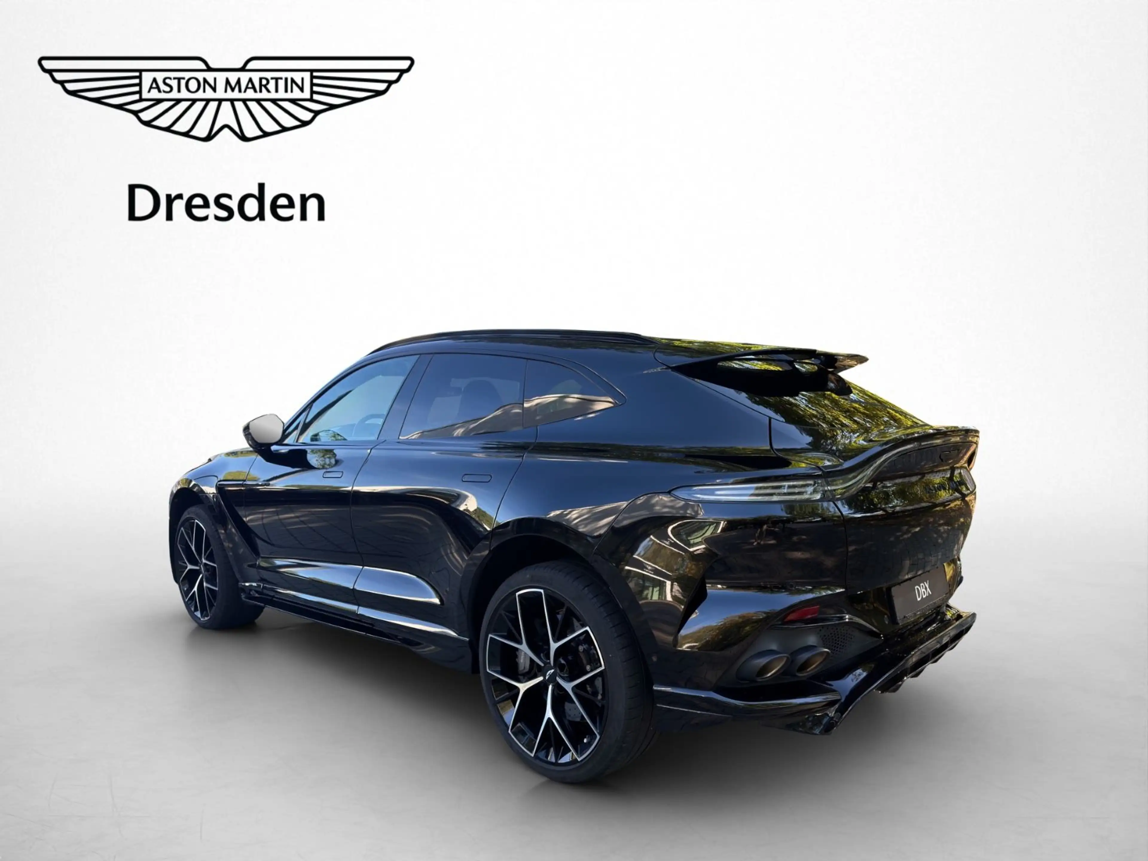 Aston Martin DBX 707 MY25 Facelift — photo 4
