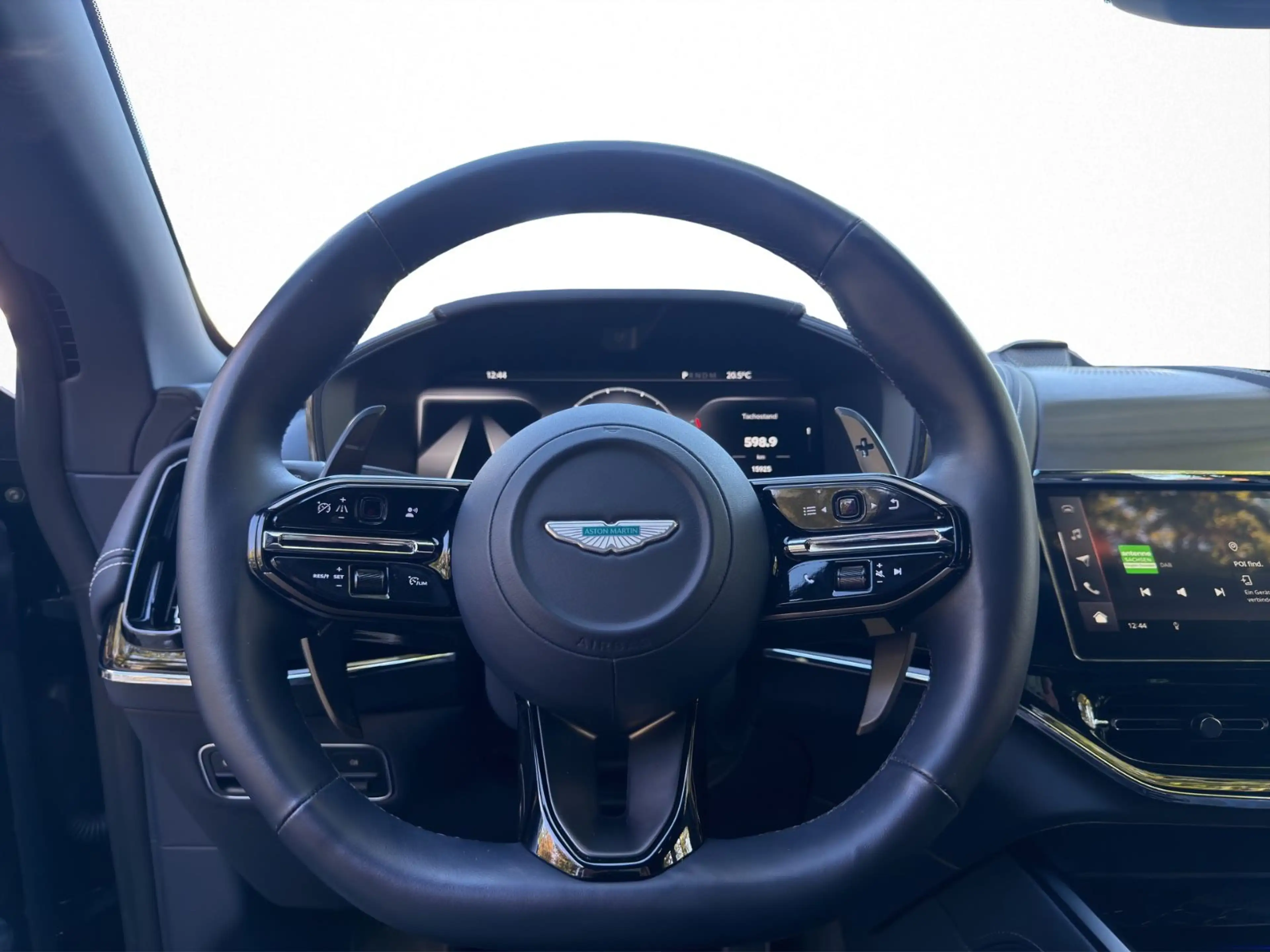 Aston Martin DBX 707 MY25 Facelift — photo 10