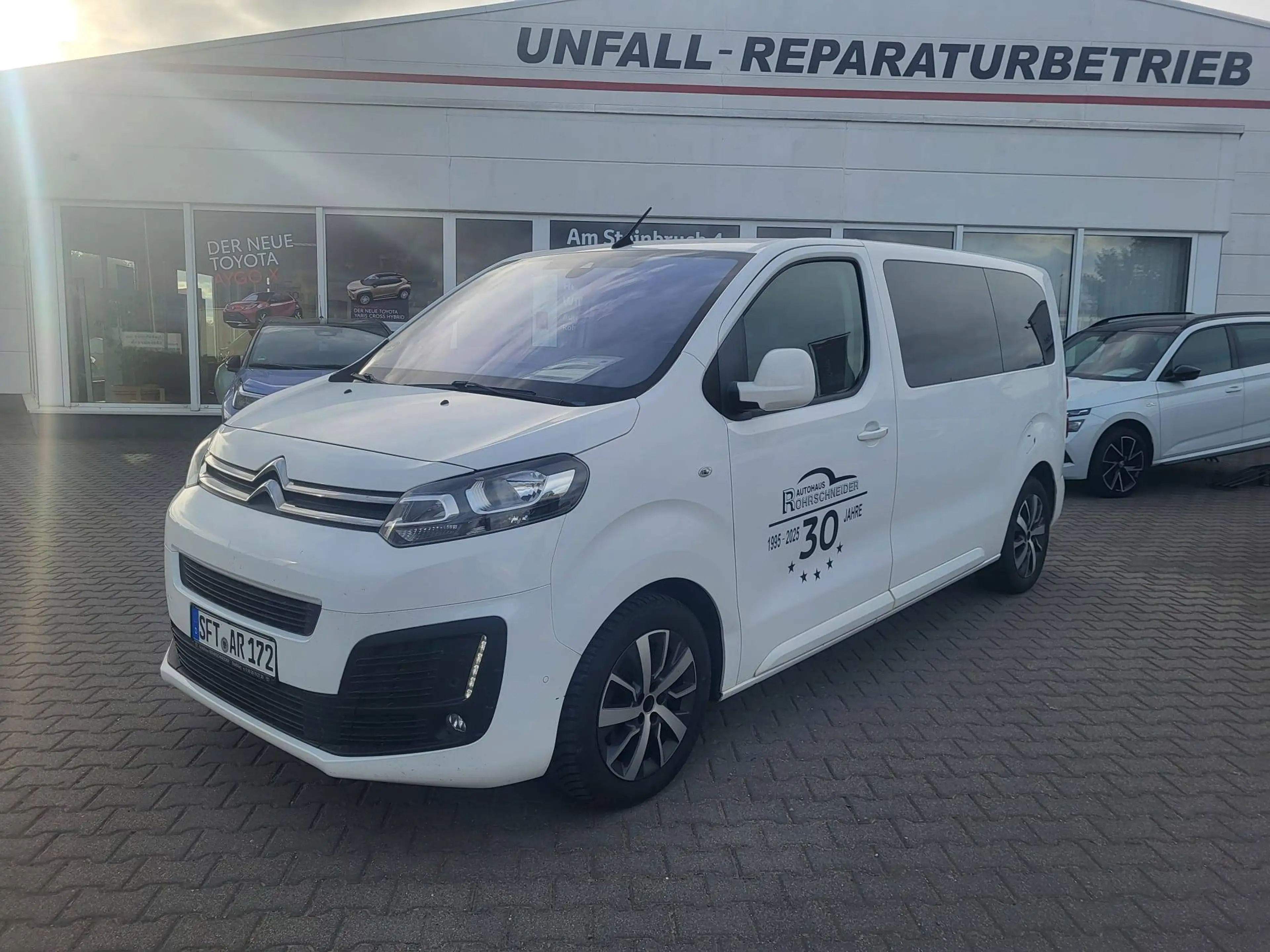Citroen Spacetourer Spacetourer 2.0 BlueHDi 150 M 2.0 BlueHDi 150 Business