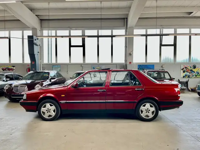Lancia Thema Thema 8.32 i.e., rostfrei, durchgängige Wartung, ZR 2026 neu