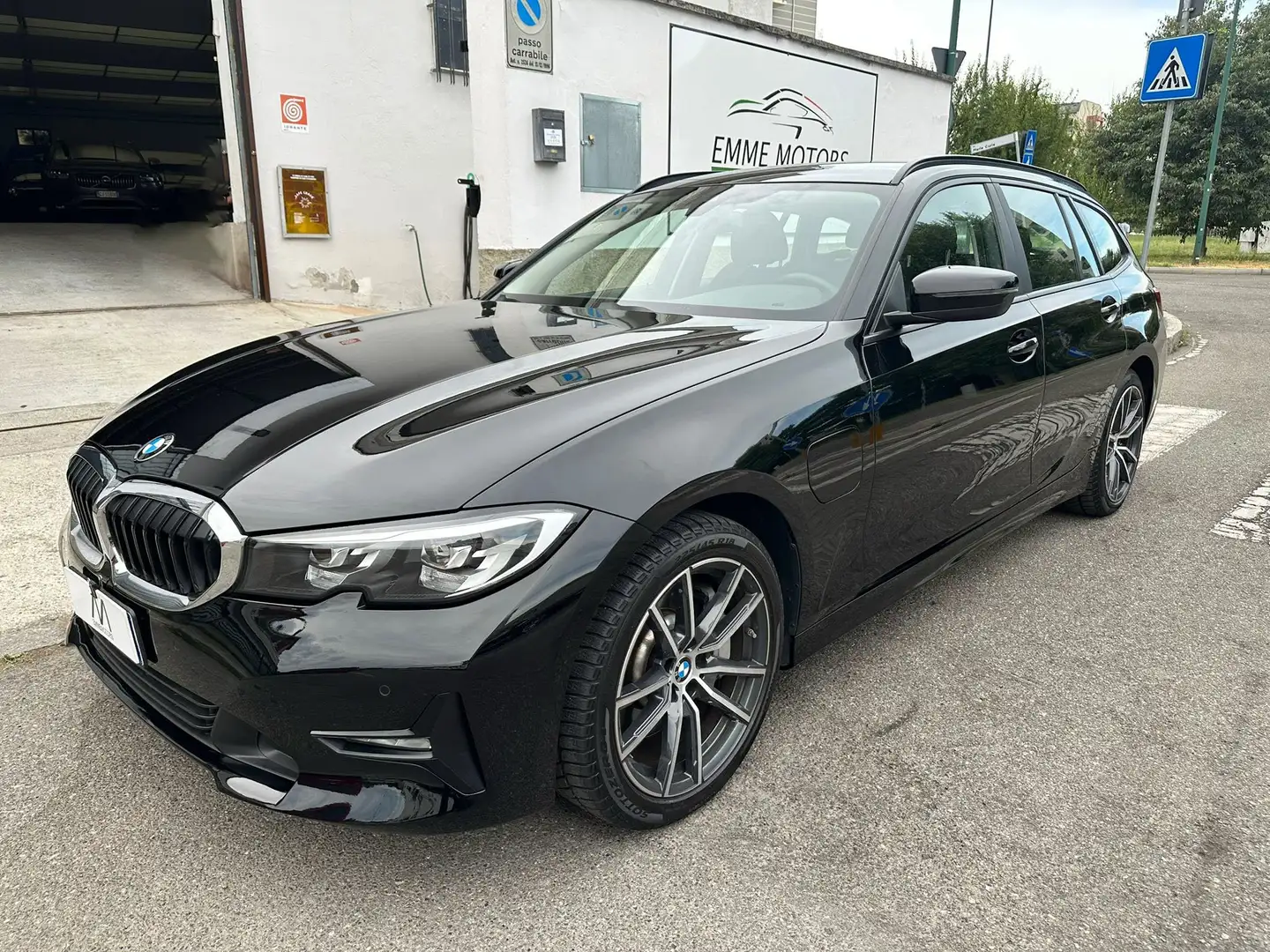 BMW 330 e Business Adavantage Touring Phev - AUT/NAVI/PDC Nero - 1
