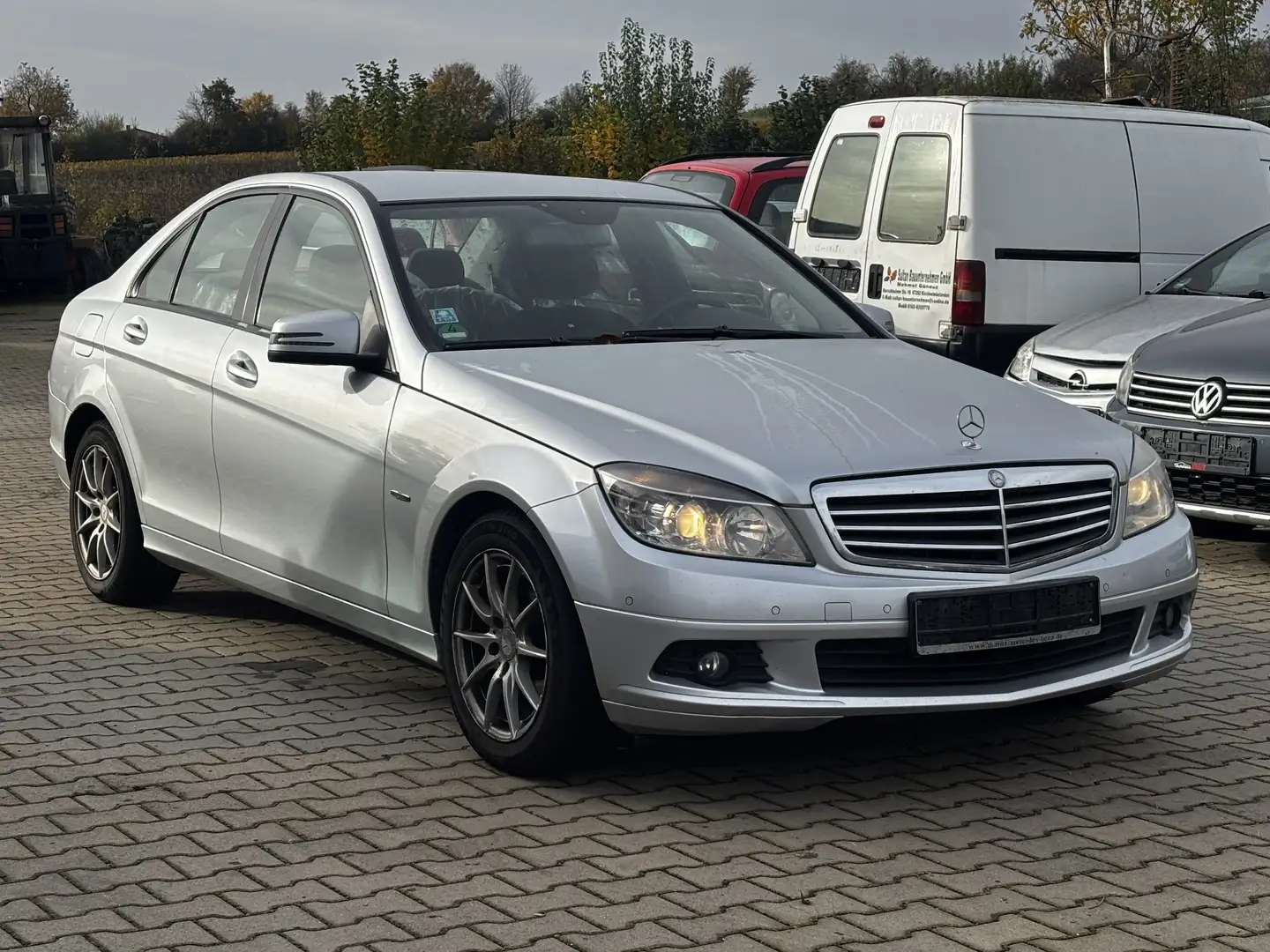 Mercedes-Benz C 200 CDI BlueEfficiency Sitzheizung+Parktronik+TÜV Grau - 1