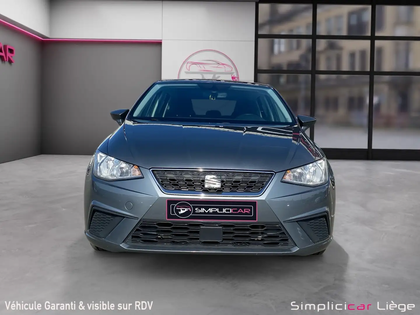 SEAT Ibiza Ibiza 1.0 75 ch Gris - 2