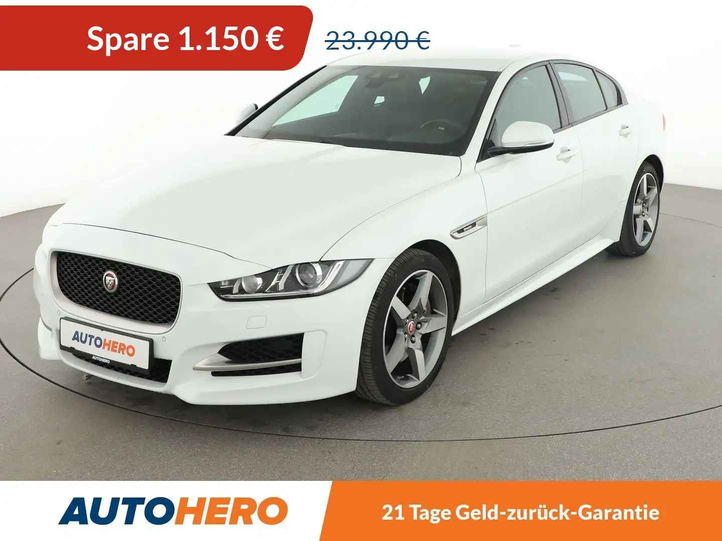 Jaguar XE 20t R-Sport Aut*XENON*TEMPO*CAM*SHZ*PDC*VC* Weiß - 1
