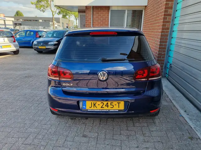 Volkswagen Golf view 8