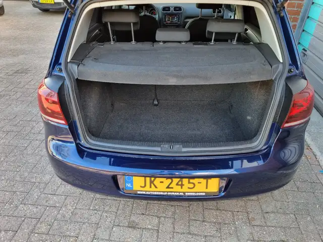 Volkswagen Golf view 10