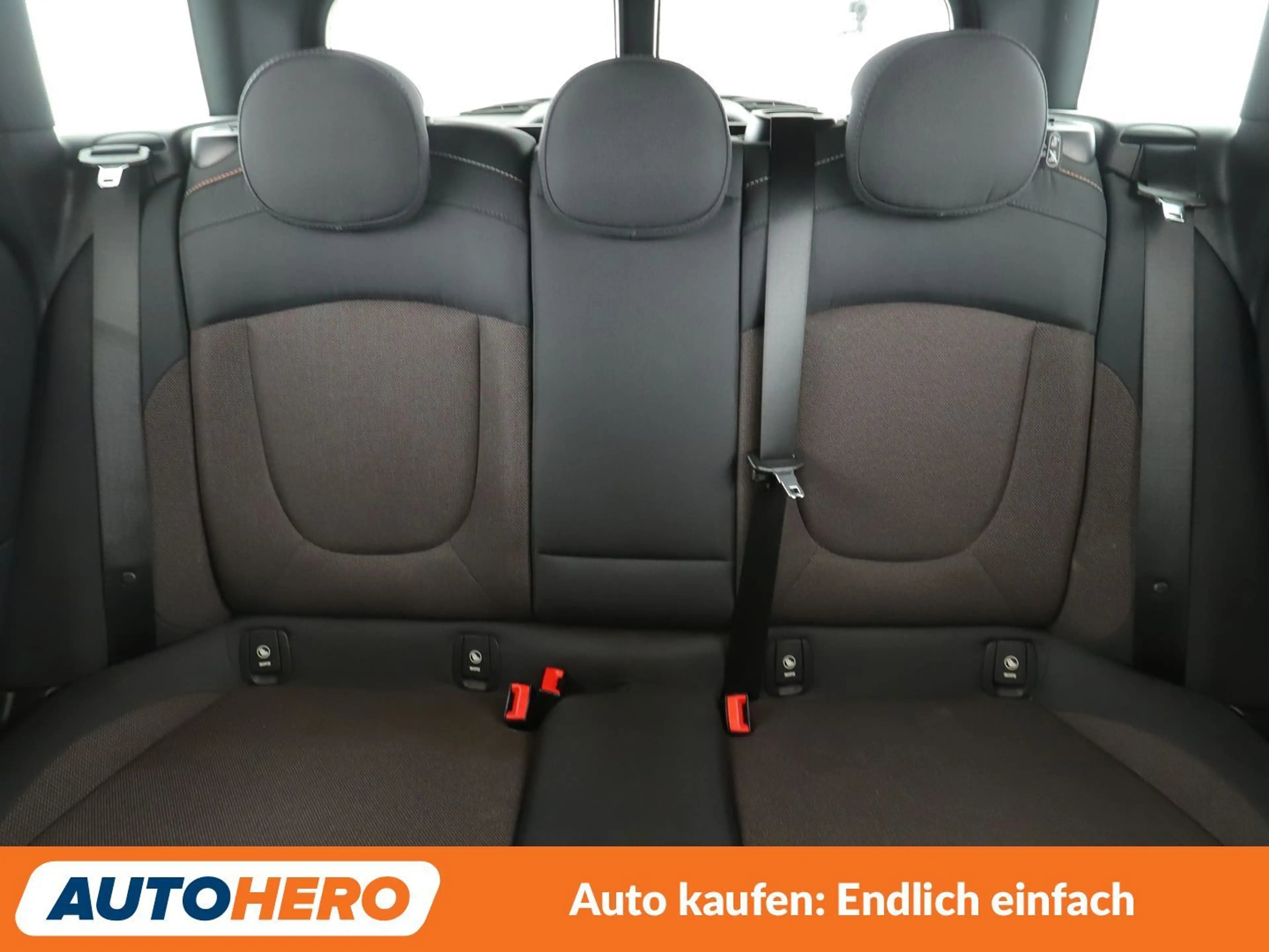 MINI Cooper D Clubman Cooper D *NAVI*HUD*LED*TEMPO*PDC* — photo 15