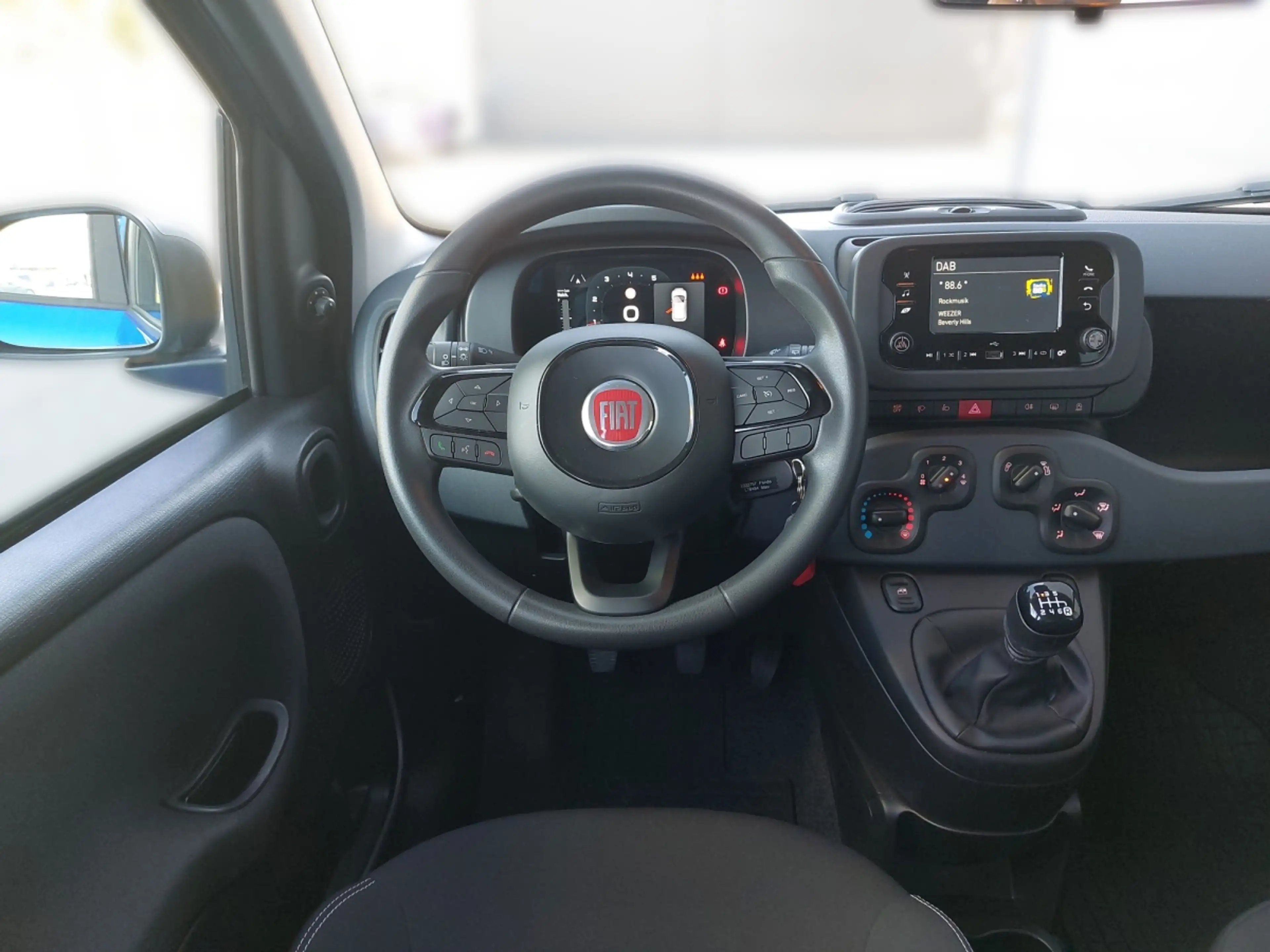 Fiat Panda 4x2 FireFly Hybrid 70 — photo 4