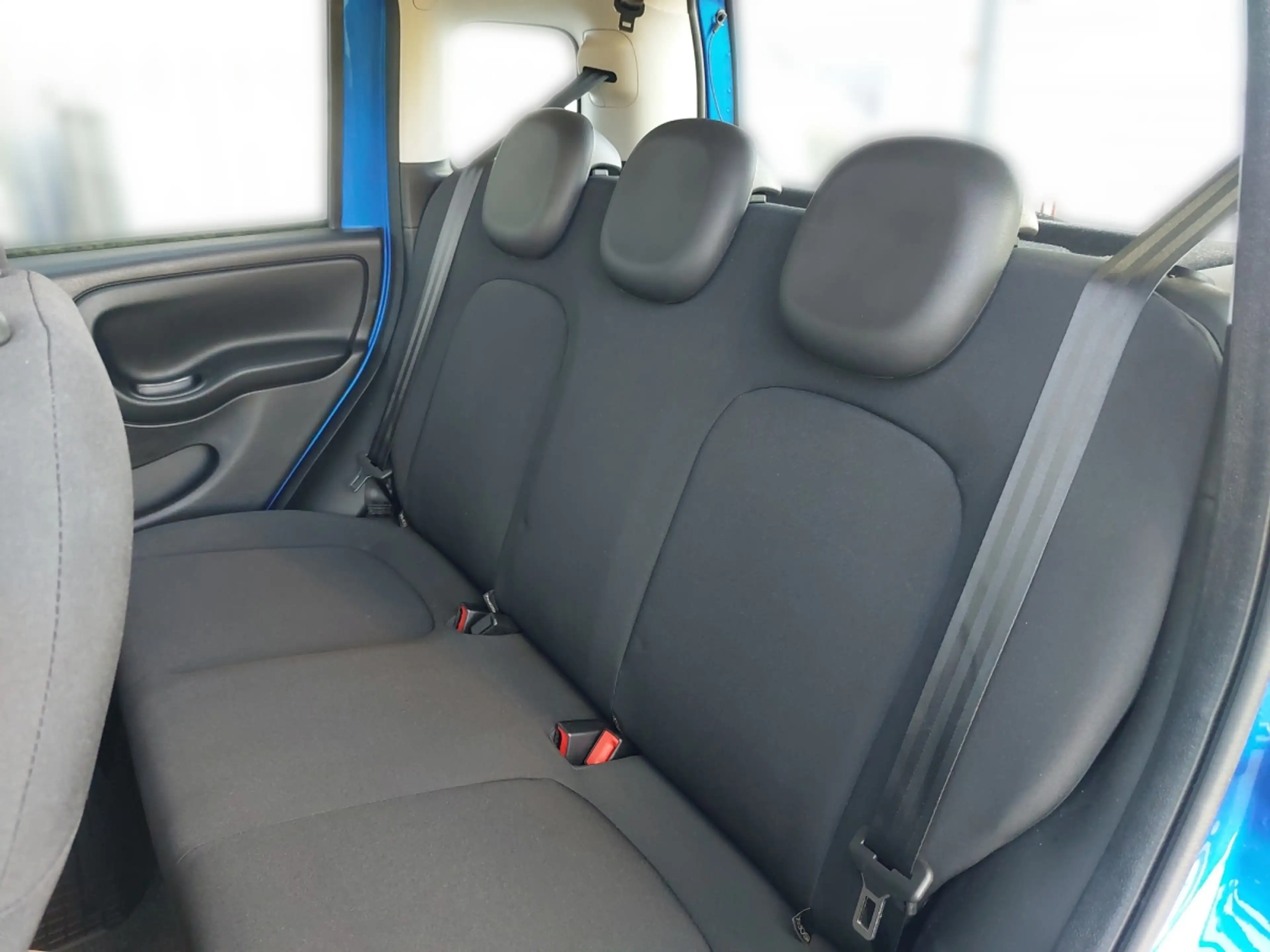 Fiat Panda 4x2 FireFly Hybrid 70 — photo 11