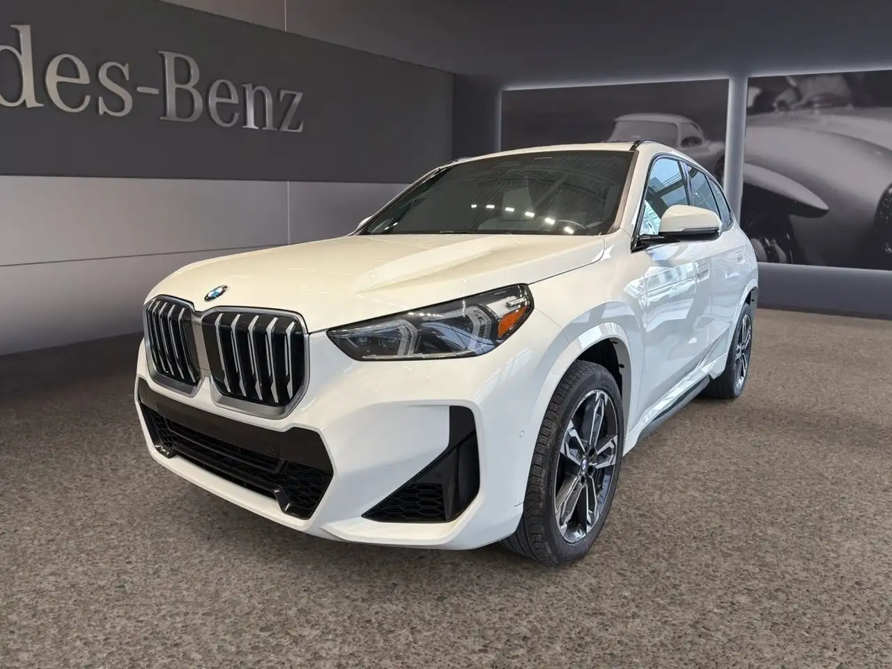 2023 BMW X1