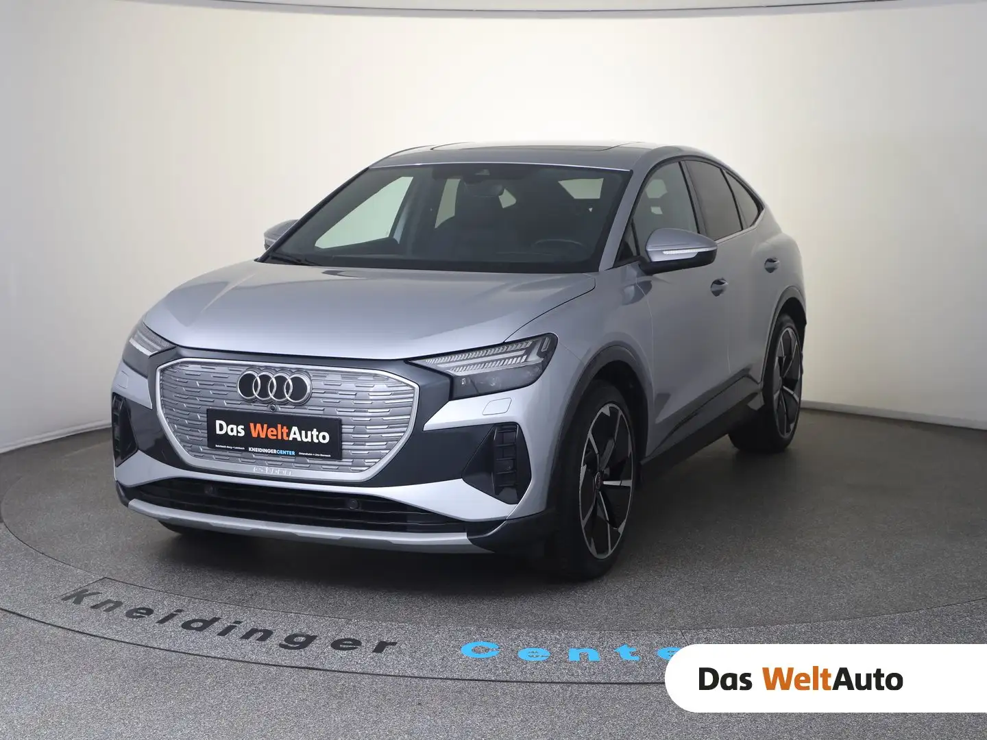 Audi Q4 e-tron Audi Q4 Sportback 45 e-tron quattro business Silber - 1