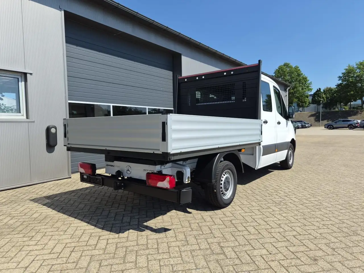 Mercedes-Benz Model not specified 2026